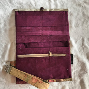 Woman Wallet Wristlet or Small Purse made from Repurposed home dec fabrics, Barbz.net