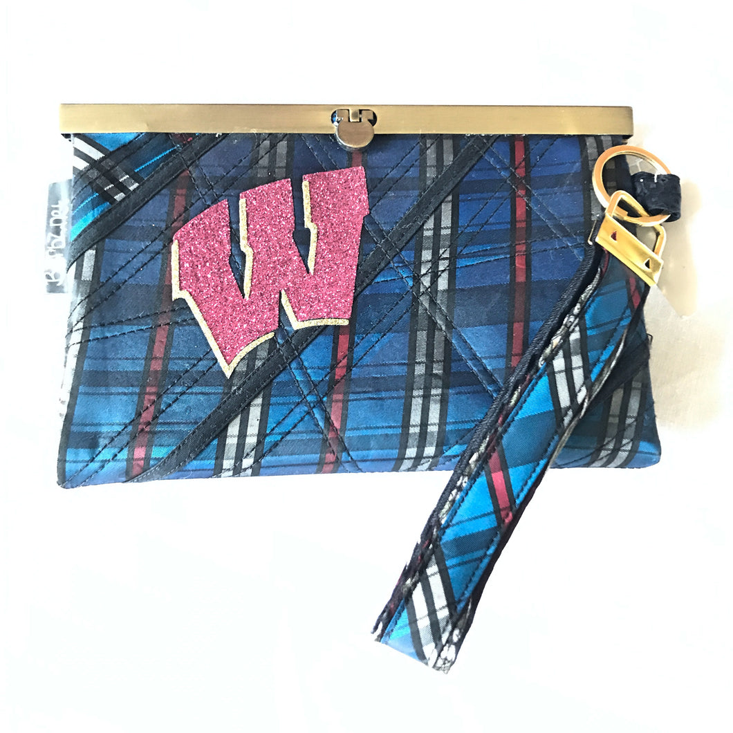 SOLD SALE - Blue plaid Woman's Wisconsin Clutch Wallet Wristlet - Barbz.net